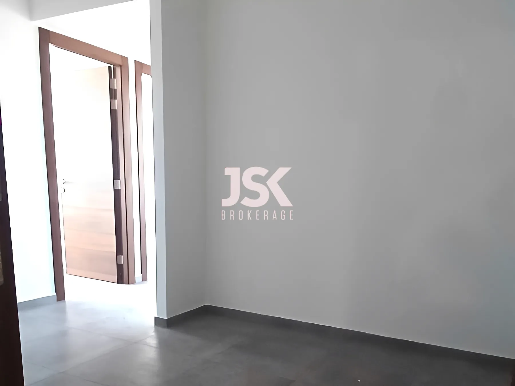 Office for Rent in Horch Tabet