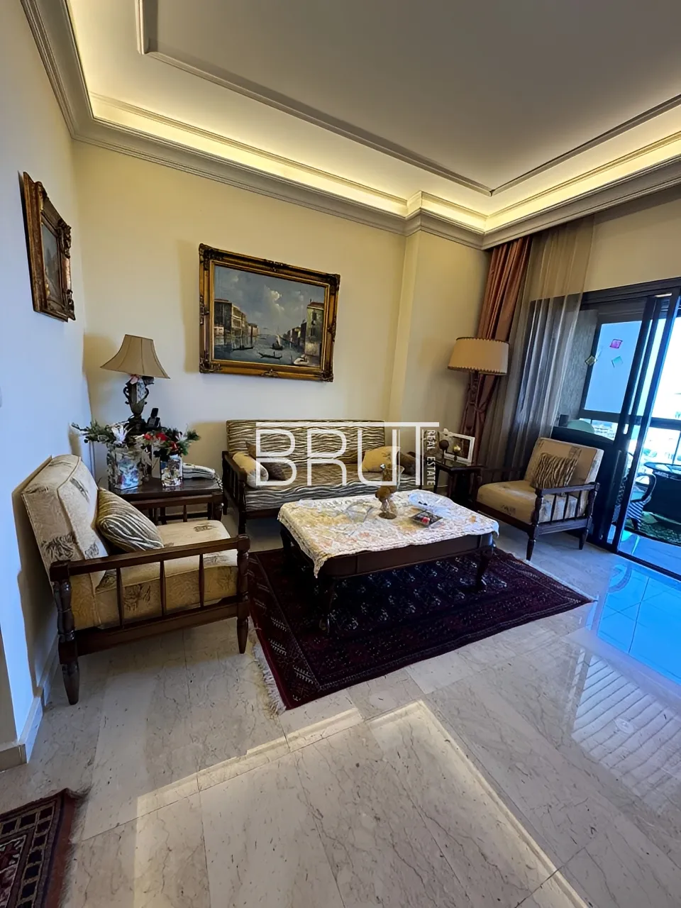 Apartment for Sale in Haret Sakher