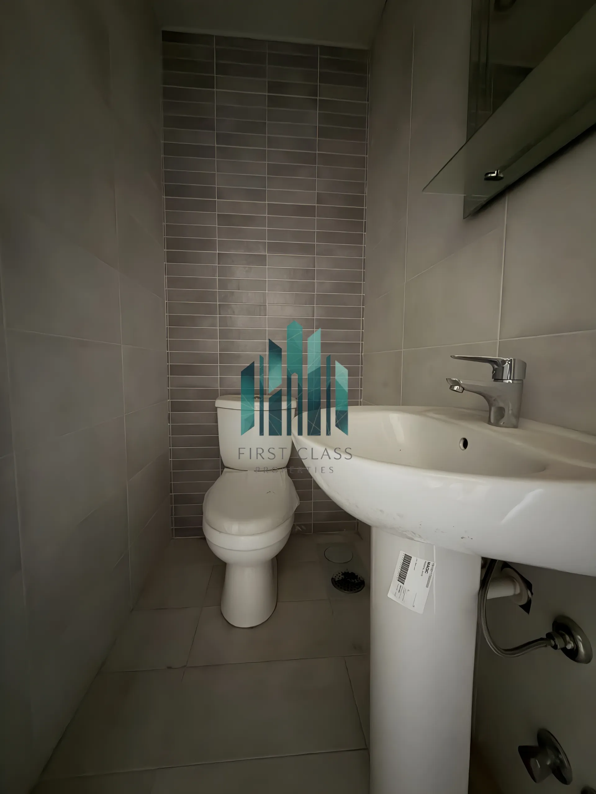 Apartment for sale in Qornet el hamra, lebanon - 2 bed, 2.0 bath