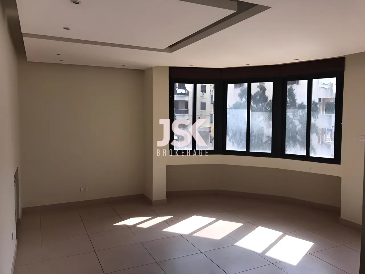 Building for Rent in Hazmieh