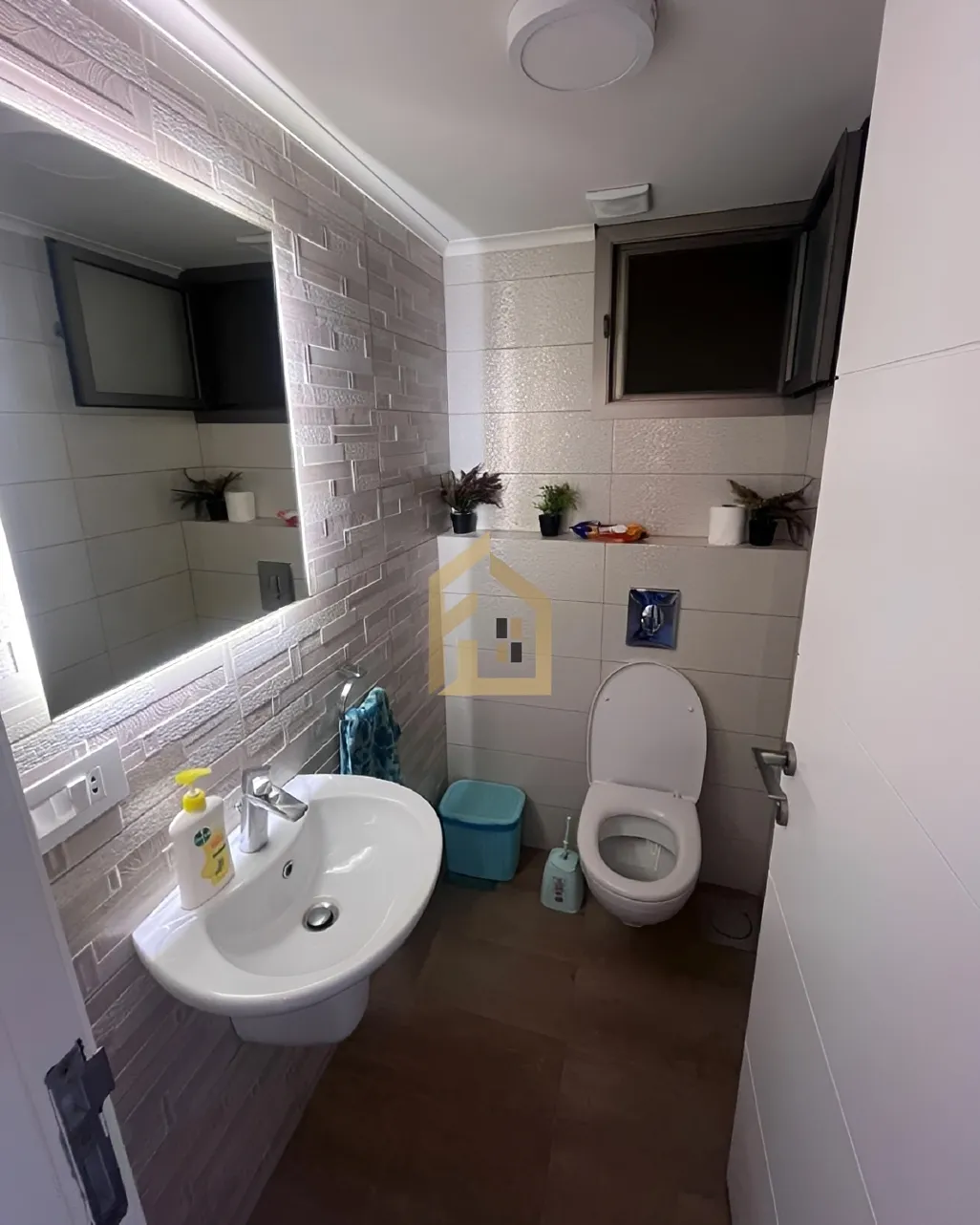 Apartment for sale in Bolonia, Mrouj