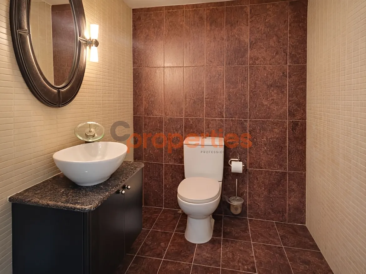 Office for Rent in Jdeideh