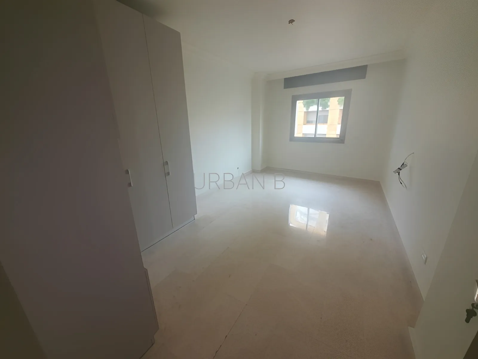 Apartment in Ramleh al bayda, beirut, lebanon - 3 bed, 4.0 bath