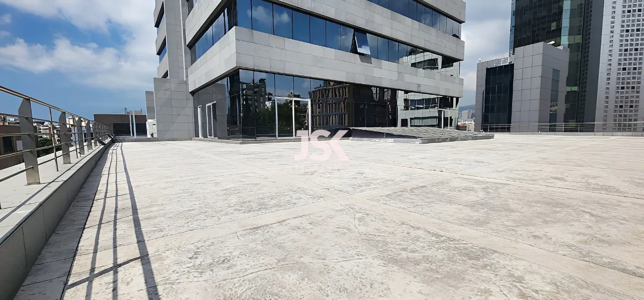 Office for Rent in Horch Tabet
