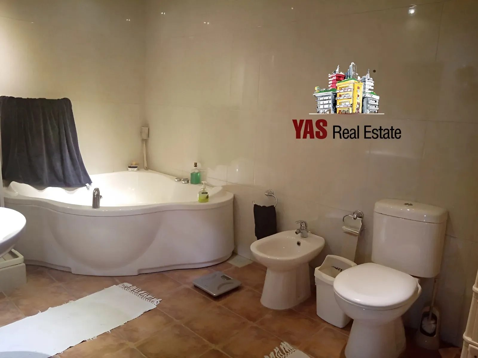 Villa for Sale in Halat