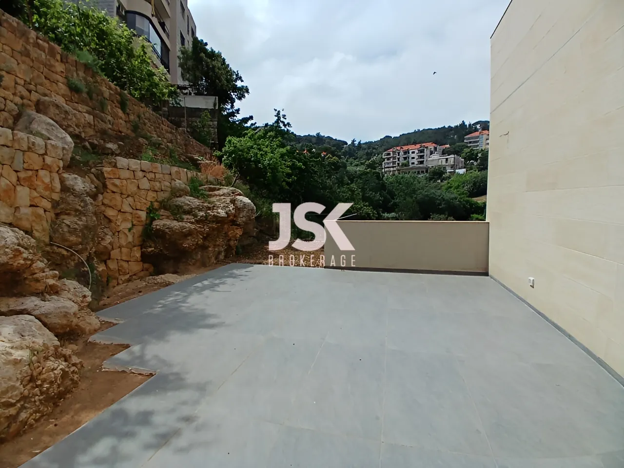 Apartment for Rent in Roumieh
