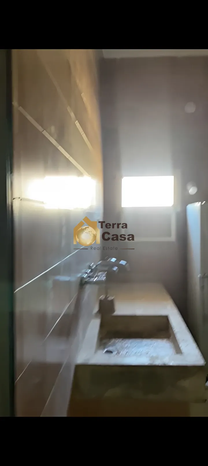 Office for Sale in Chtoura
