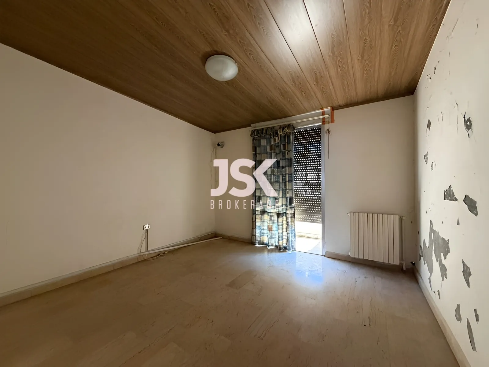 Apartment for Sale in Adonis