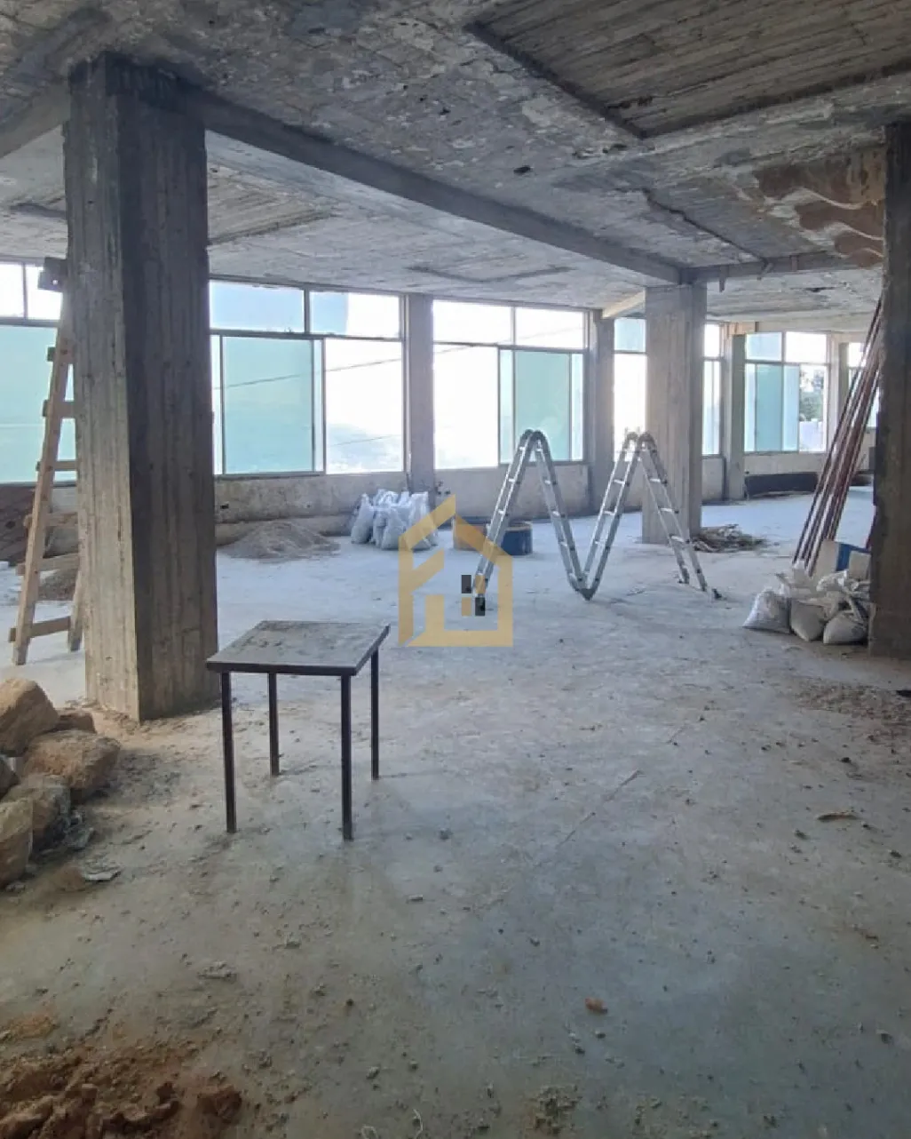 Shop for rent in Broummana, Lebanon