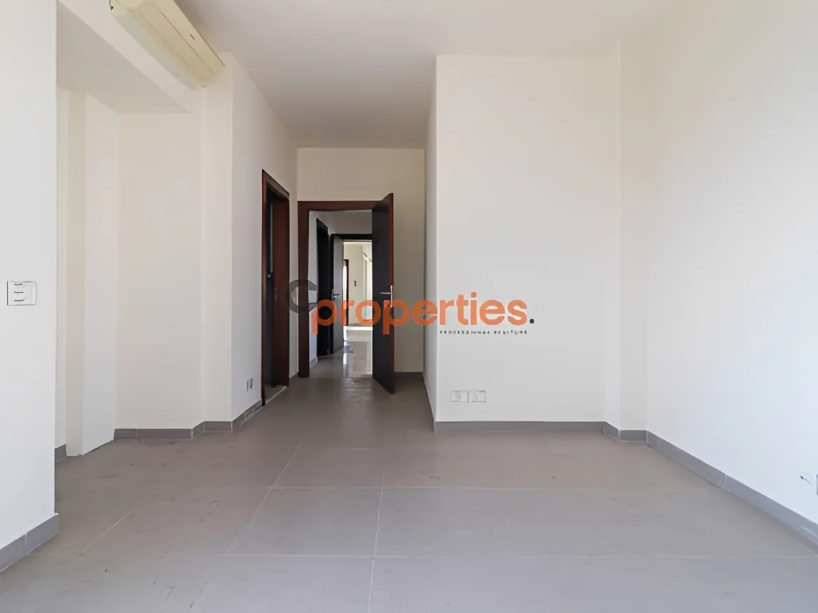 Apartment for Sale in Sioufi