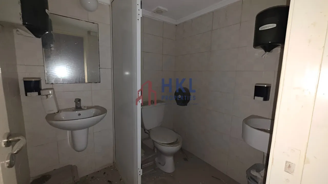 Shop for rent in Gemmayzeh