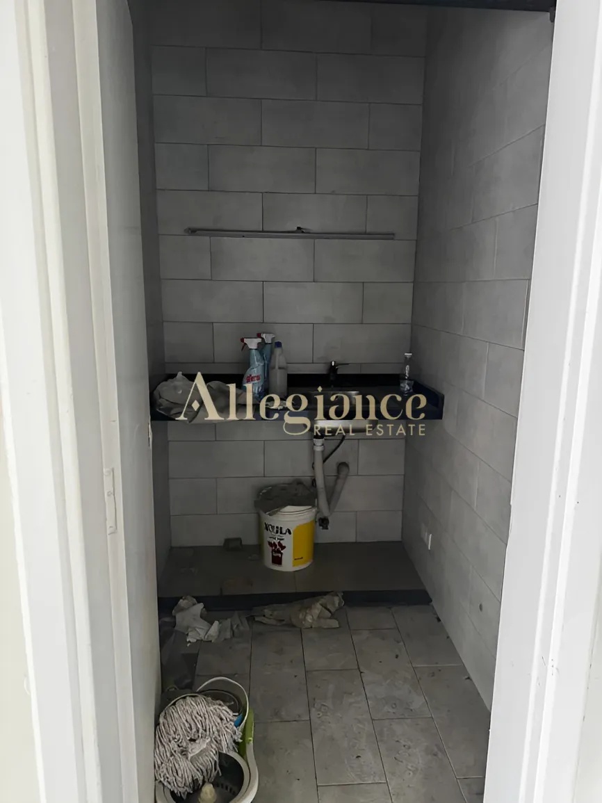 Office for sale in Jounieh