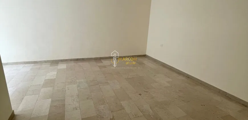 Apartment for sale in Ras Al Naba'a, Beirut, Lebanon