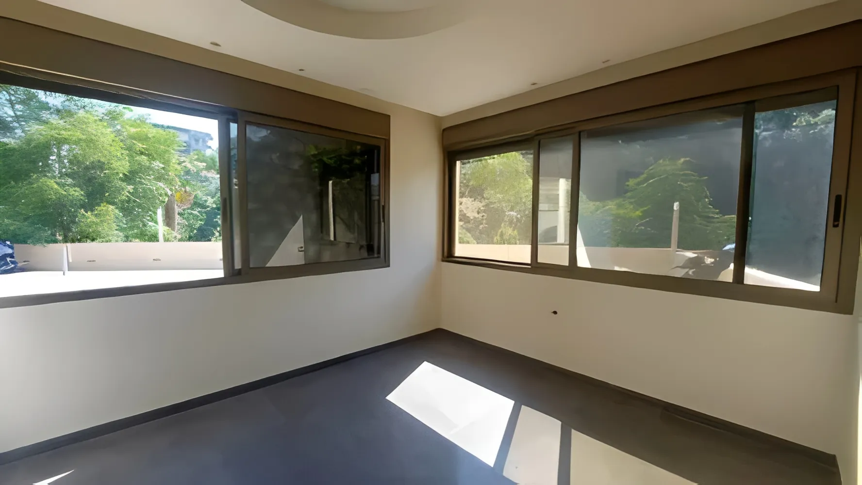 Office for rent in Naqqach
