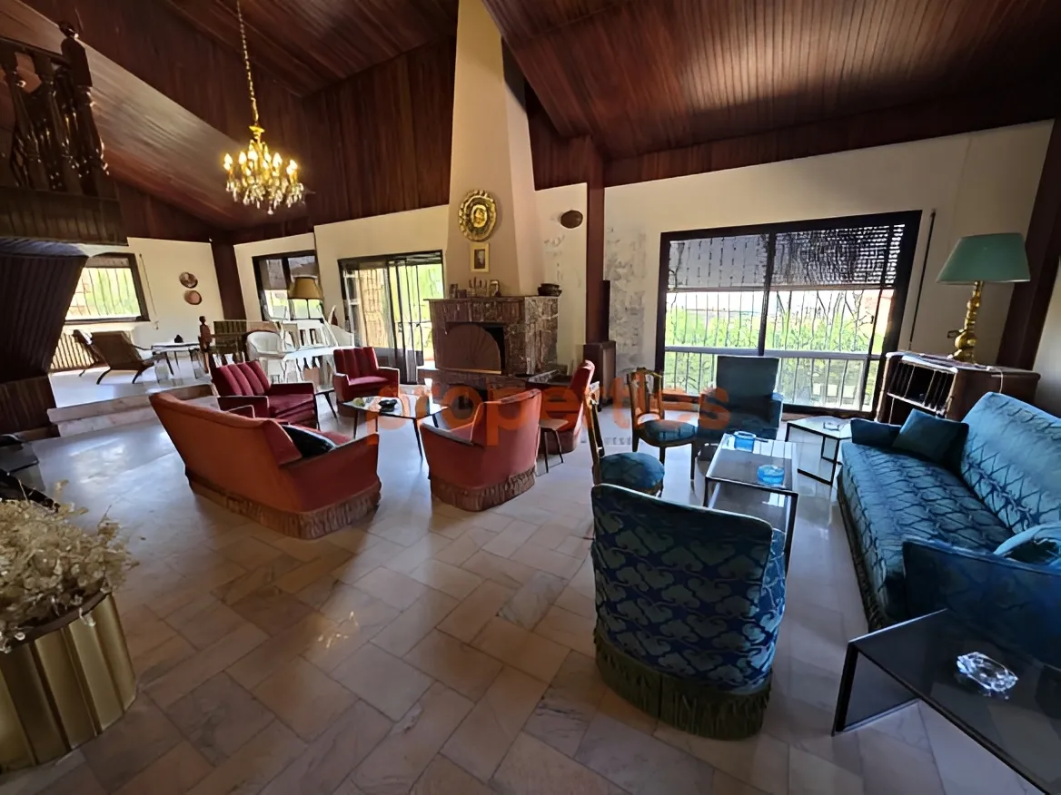 Villa for Sale in Dahr El Souane - 5 bed, 3 bath