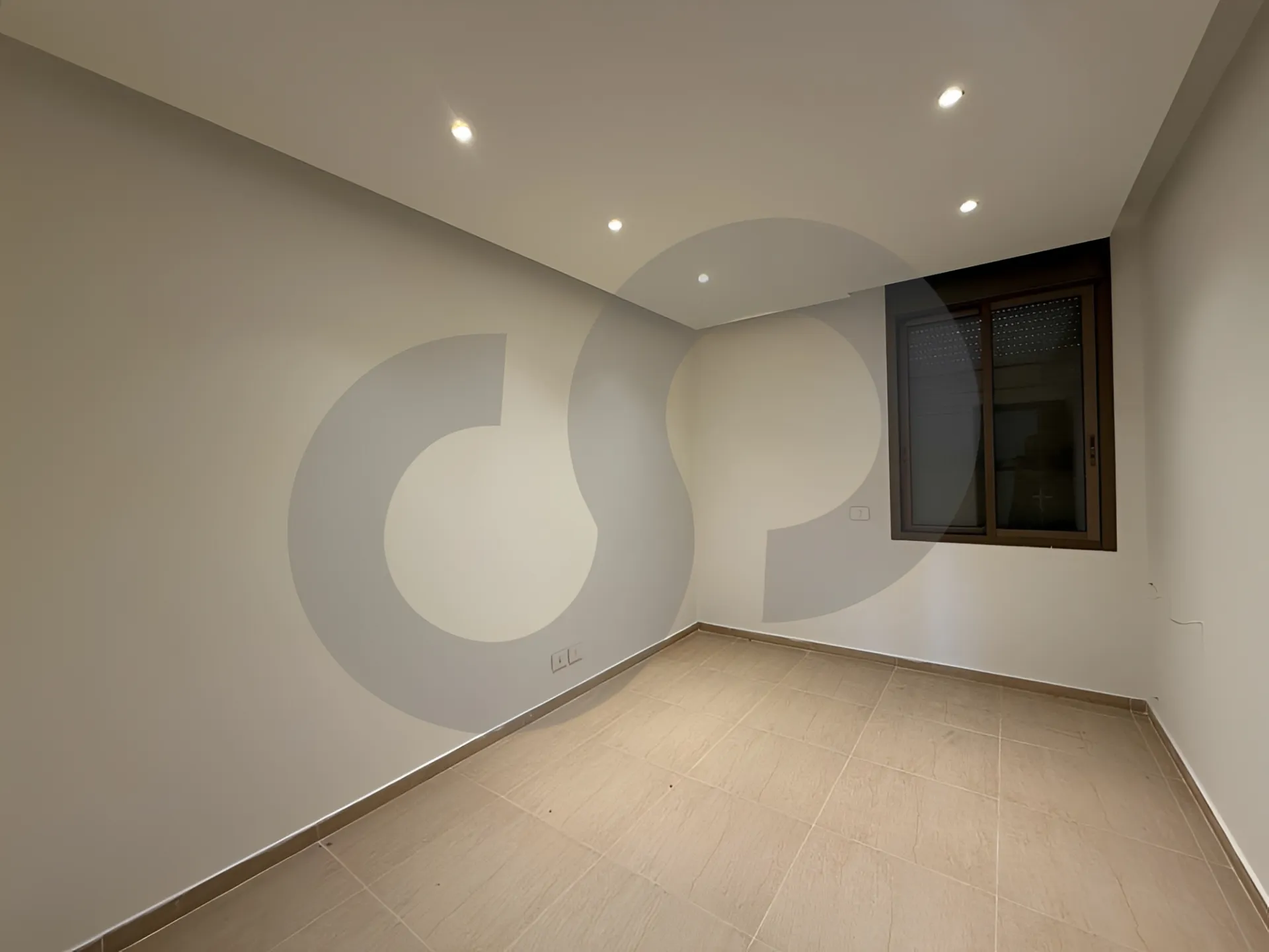 Apartment for Sale in Ballouneh - 3 bed, 4 bath