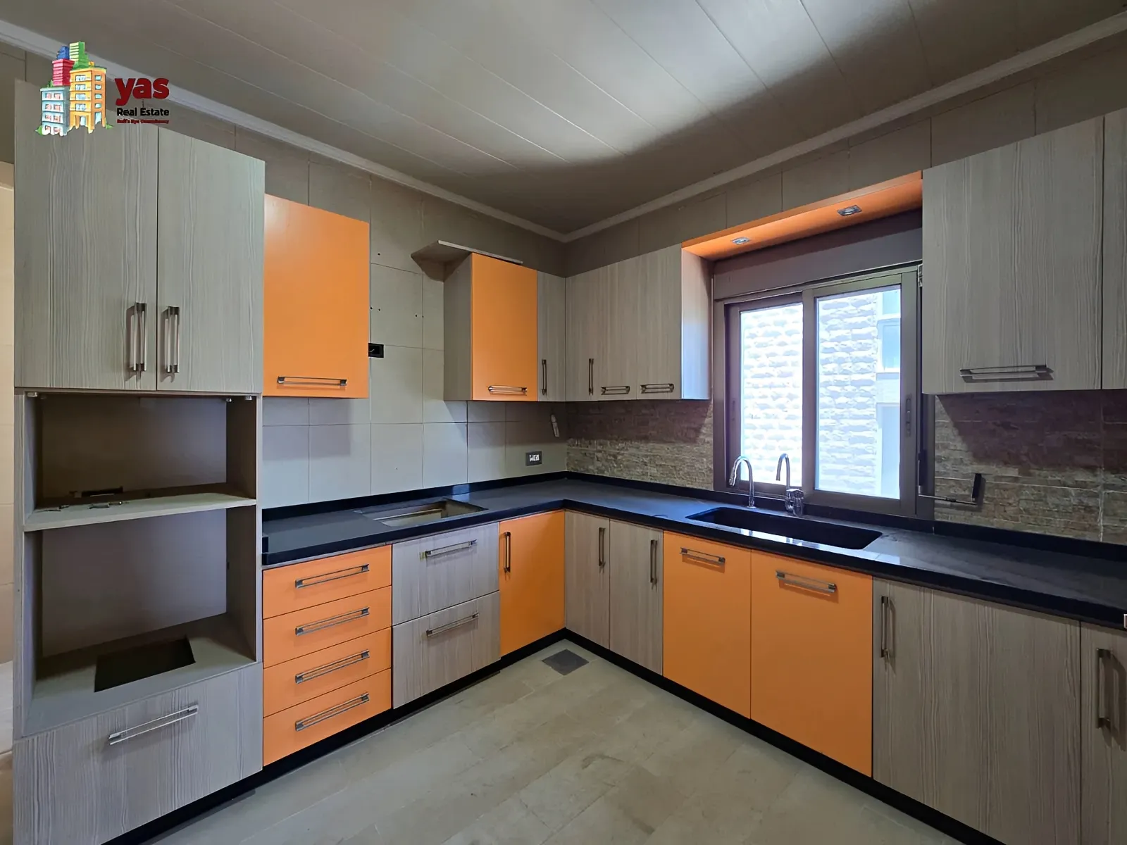 Apartment for Sale in Qlayaat - 3 bed, 4 bath