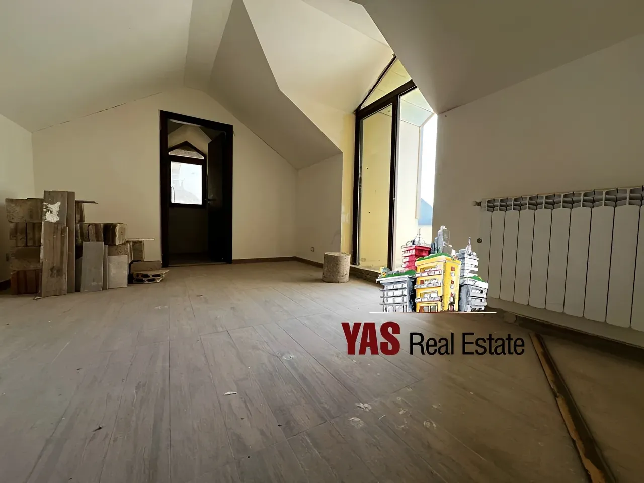 Apartment for Sale in Ballouneh