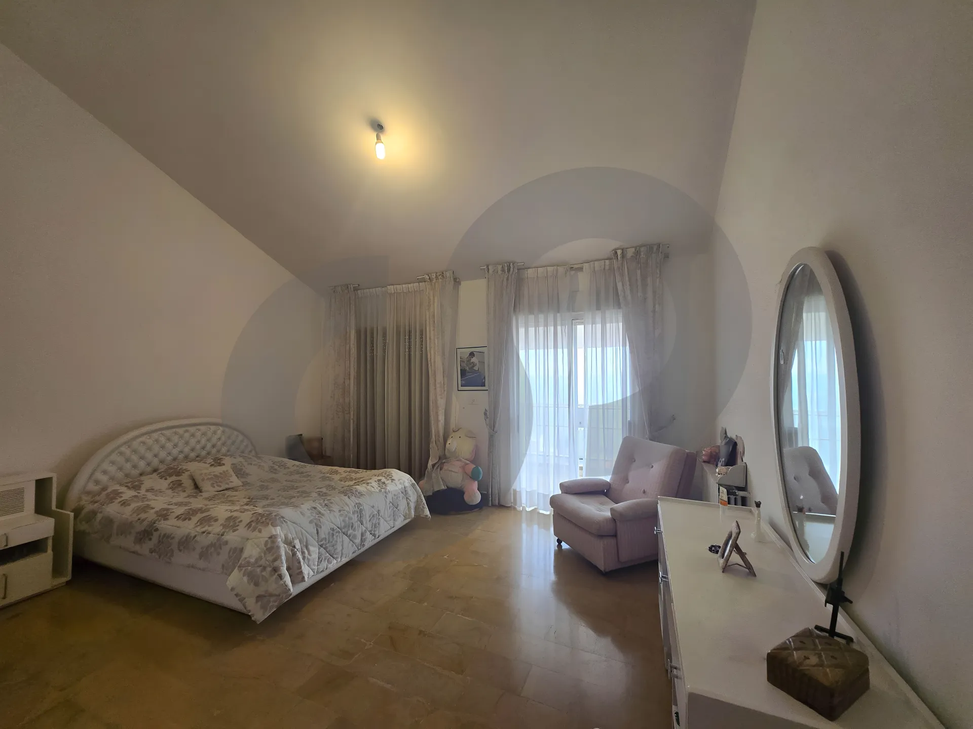 Villa for Sale in Kfardebian