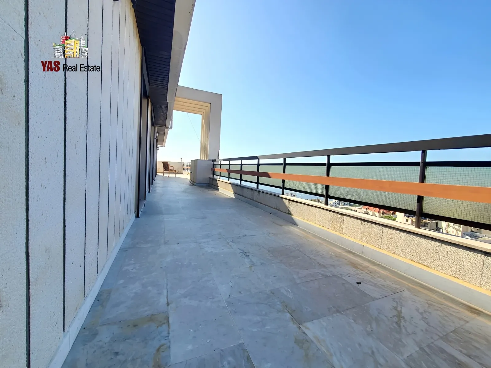 Apartment for Sale in Ballouneh