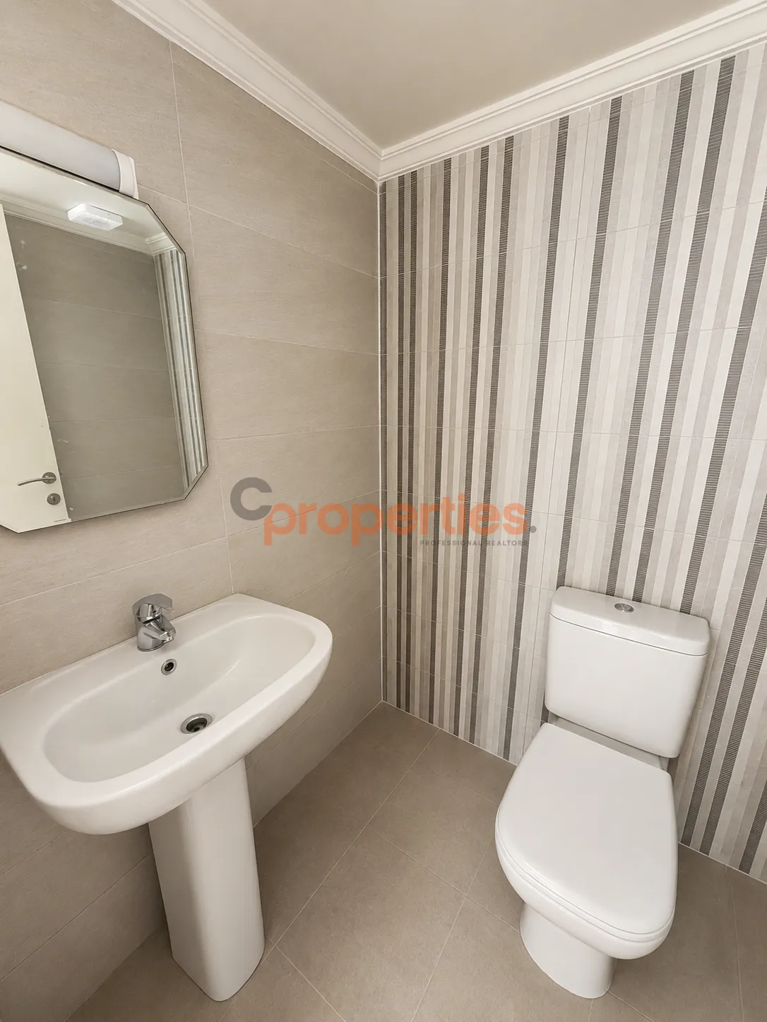 Office for Sale in Byblos