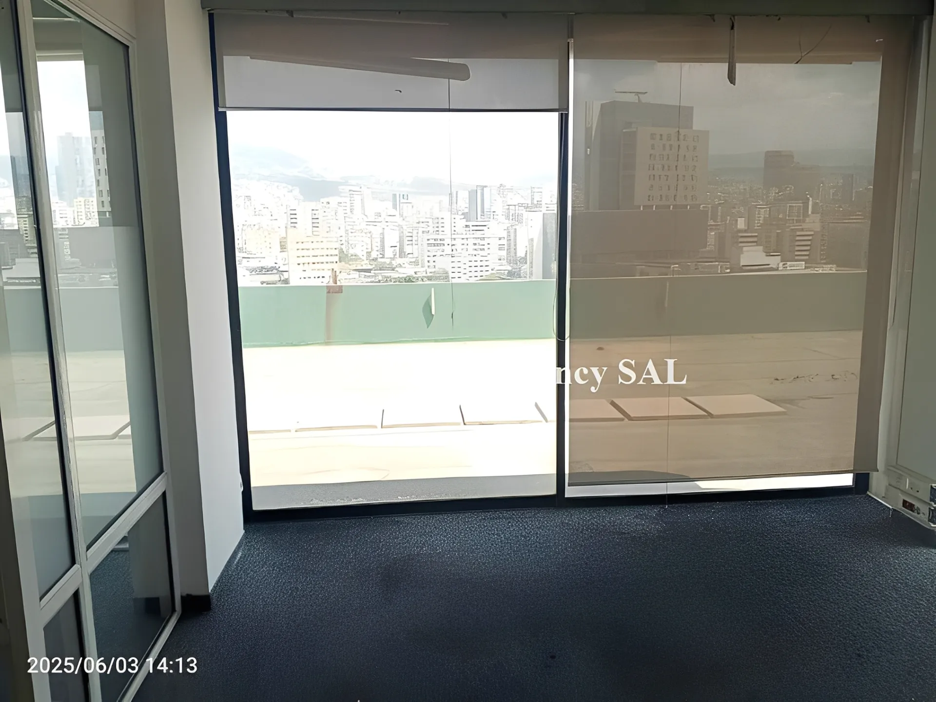 Office for rent in Beirut, Corniche El Nahr