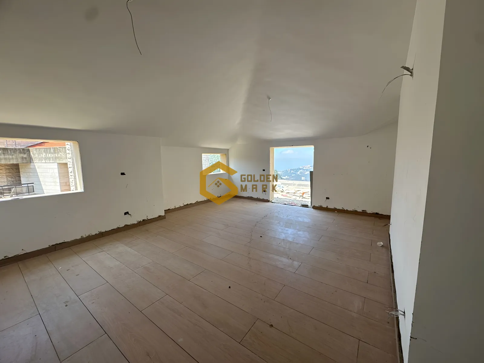 Loft for Sale in Mar Chaaya