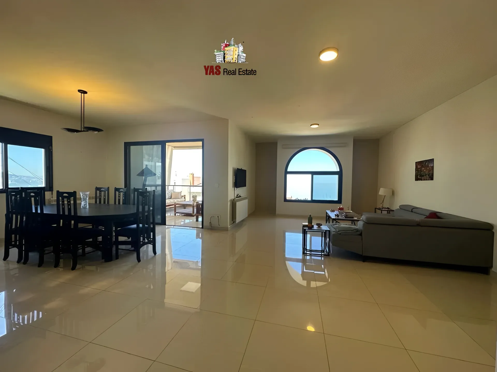 Apartment for Sale in Ballouneh