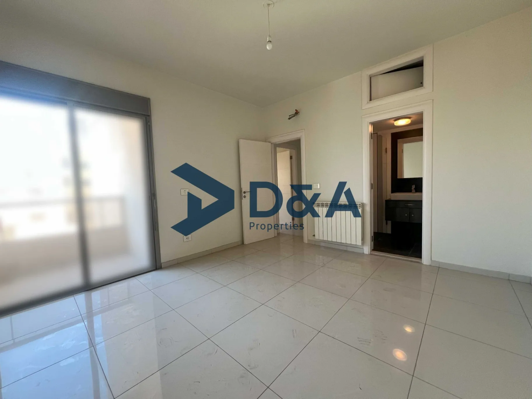 Apartment for sale in Achrafieh, Beirut, Lebanon - 3 bed, 4 bath