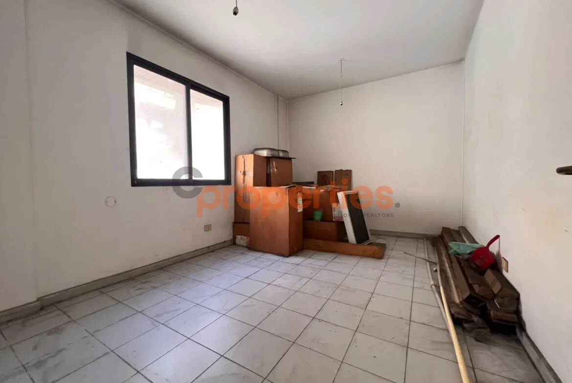 Office for Sale in Ain Al Mraiseh