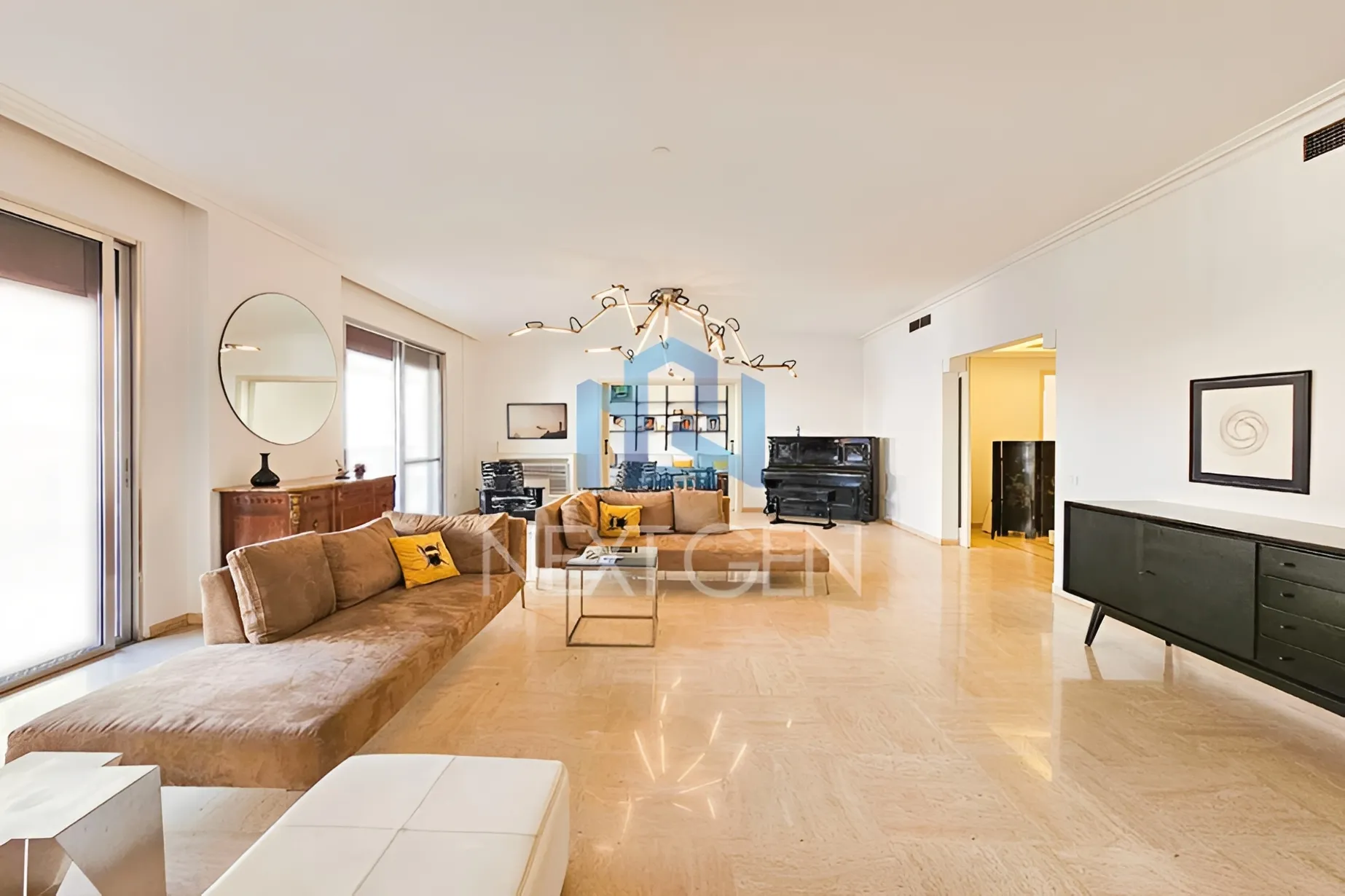 Apartment for rent in Achrafieh, Beirut, Lebanon - 4 bed, 5 bath