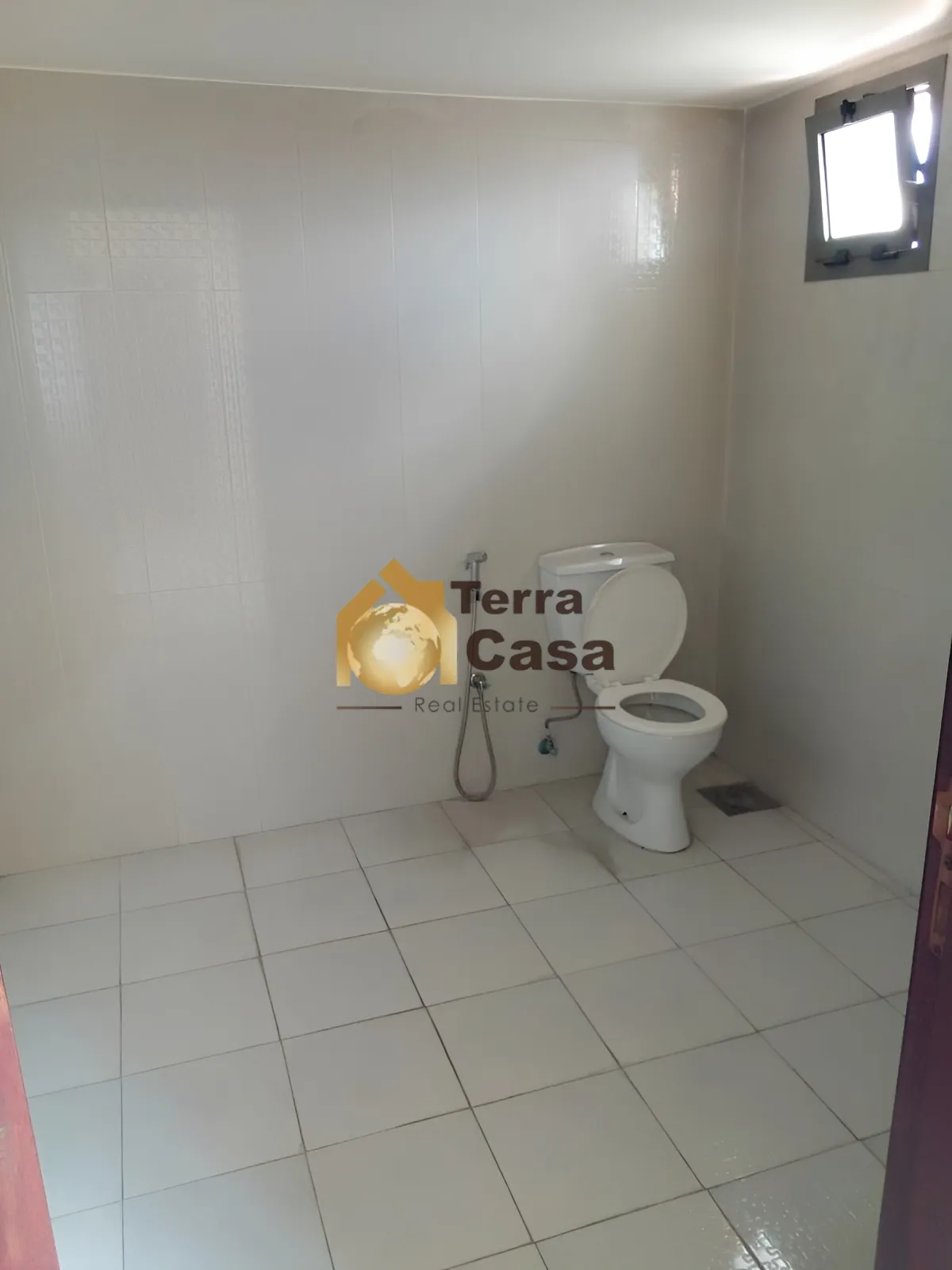 Office for Rent in Chtoura
