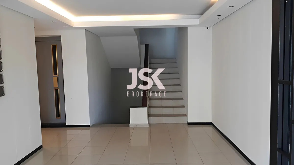 Office for sale in Jdeideh