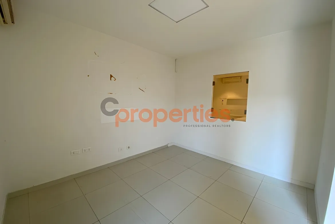 Office for Rent in Antelias
