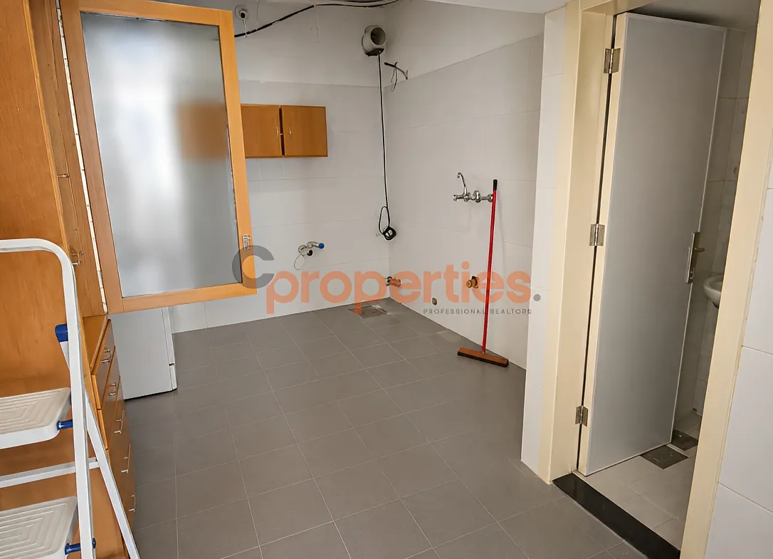 Shop for Sale in Hazmieh