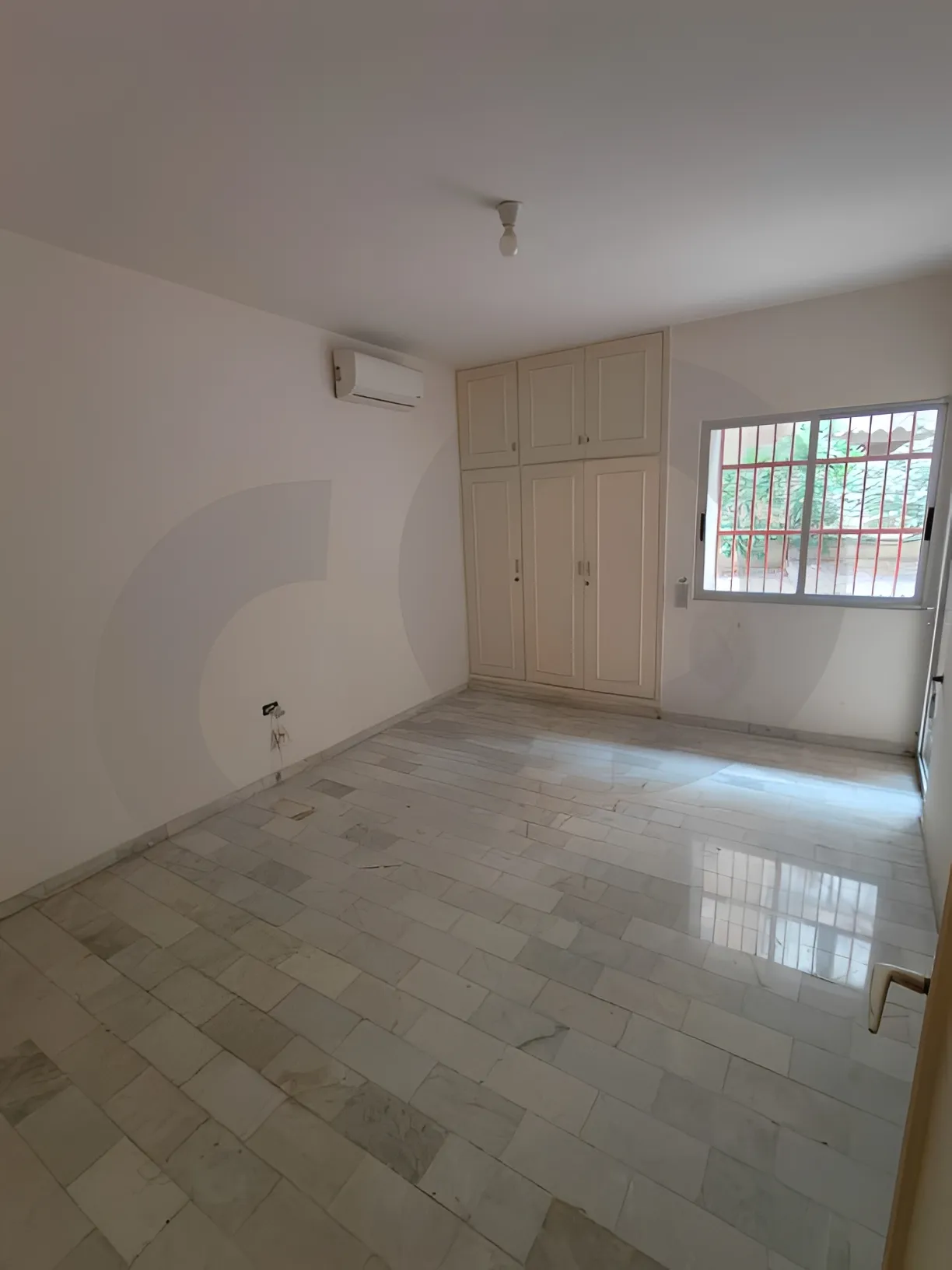 Apartment for Sale in Kraytem