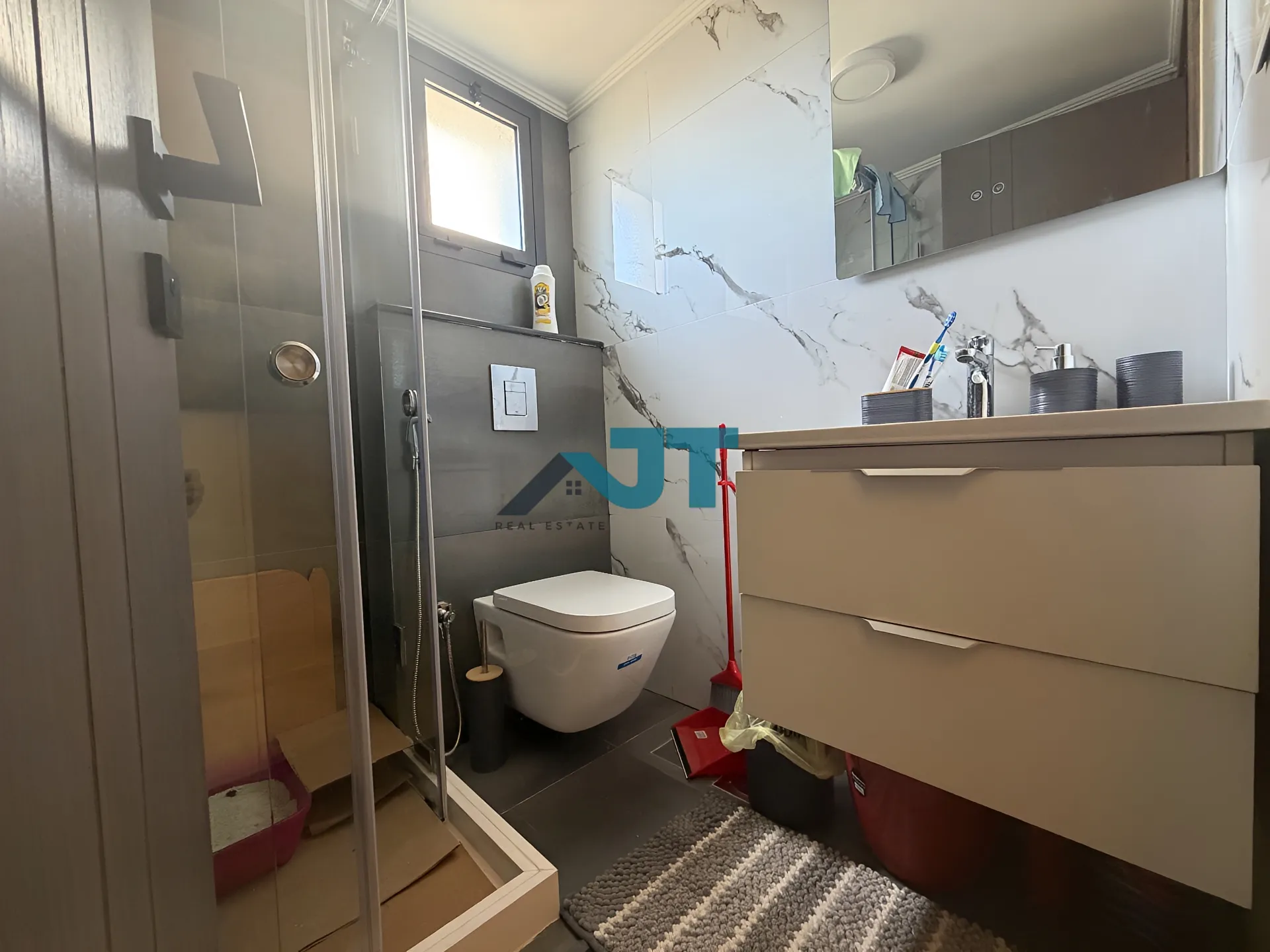 Apartment for rent in Achrafieh, beirut, lebanon