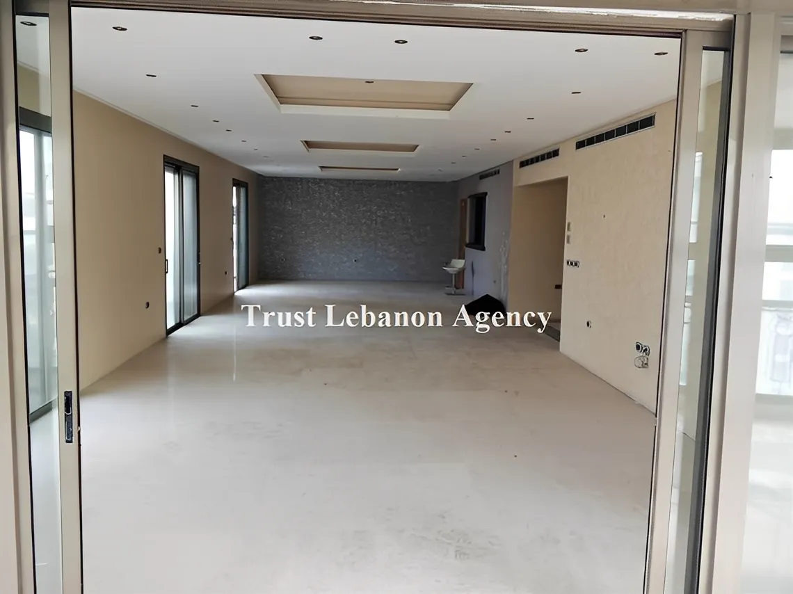 Apartment for Sale in Ramlet El Bayda Beirut