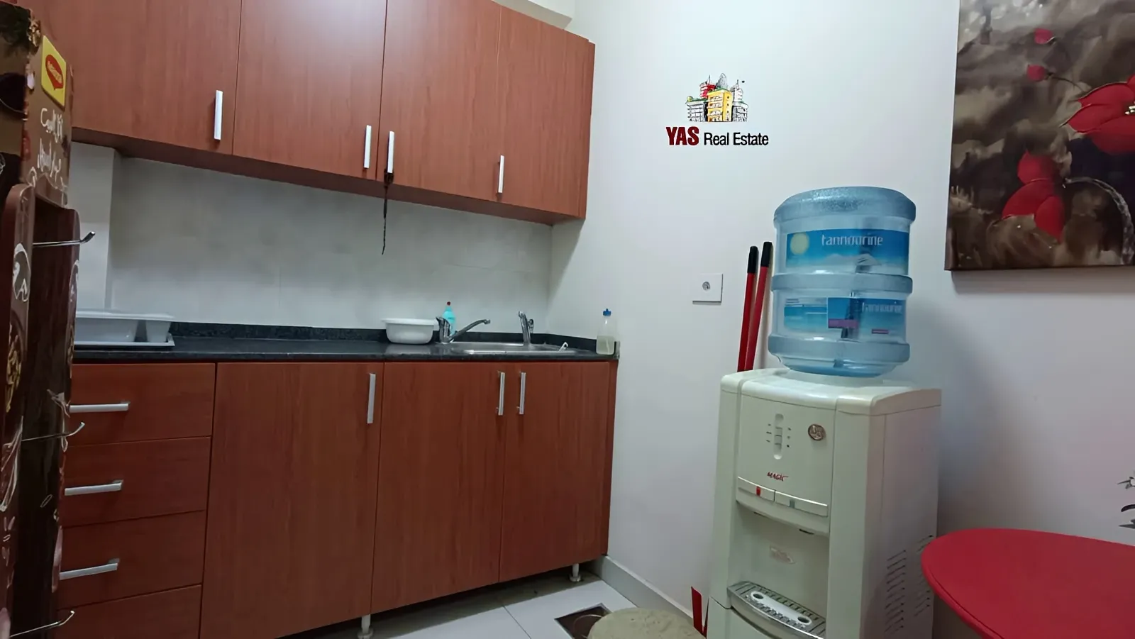 Office for rent in Sad El Baouchriyeh
