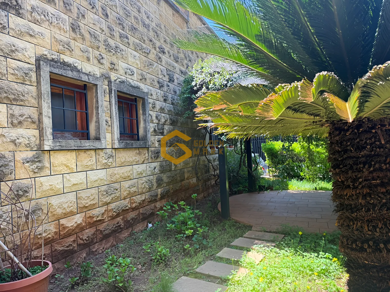 Villa for Sale in Baabdat