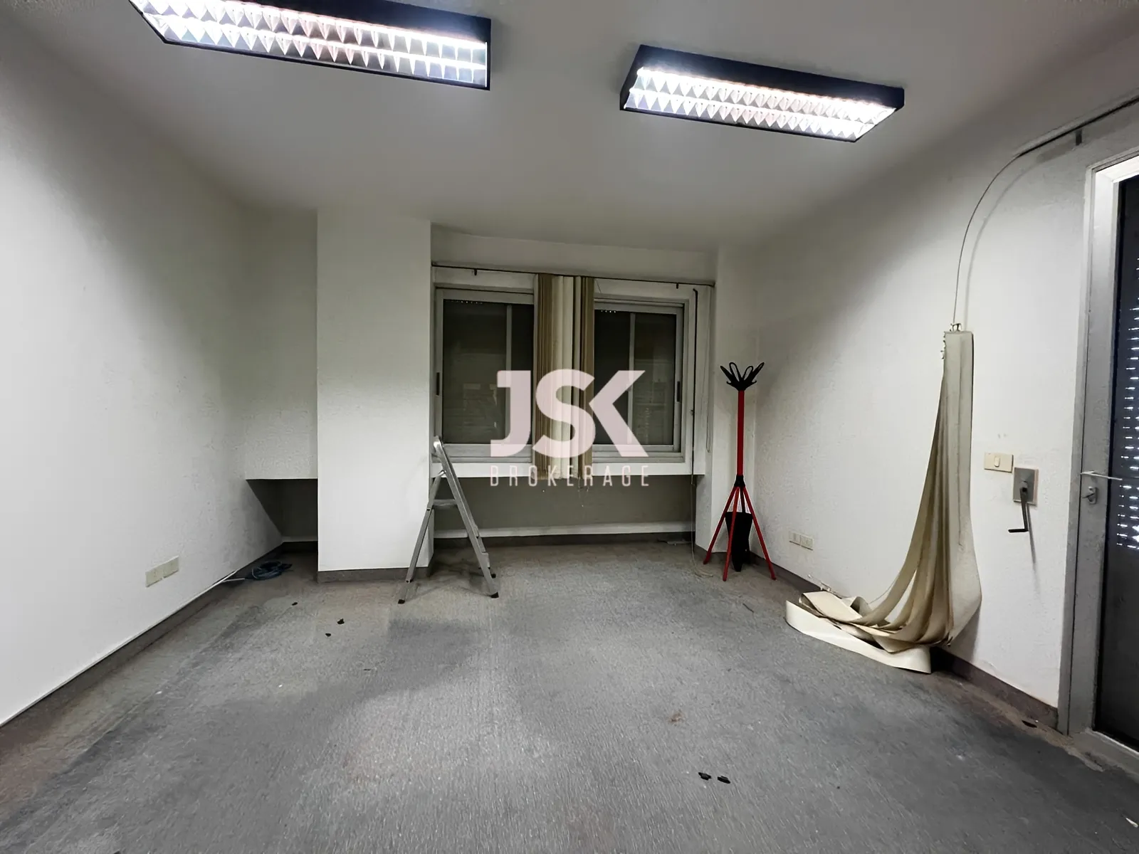 Office for Rent in Achrafieh