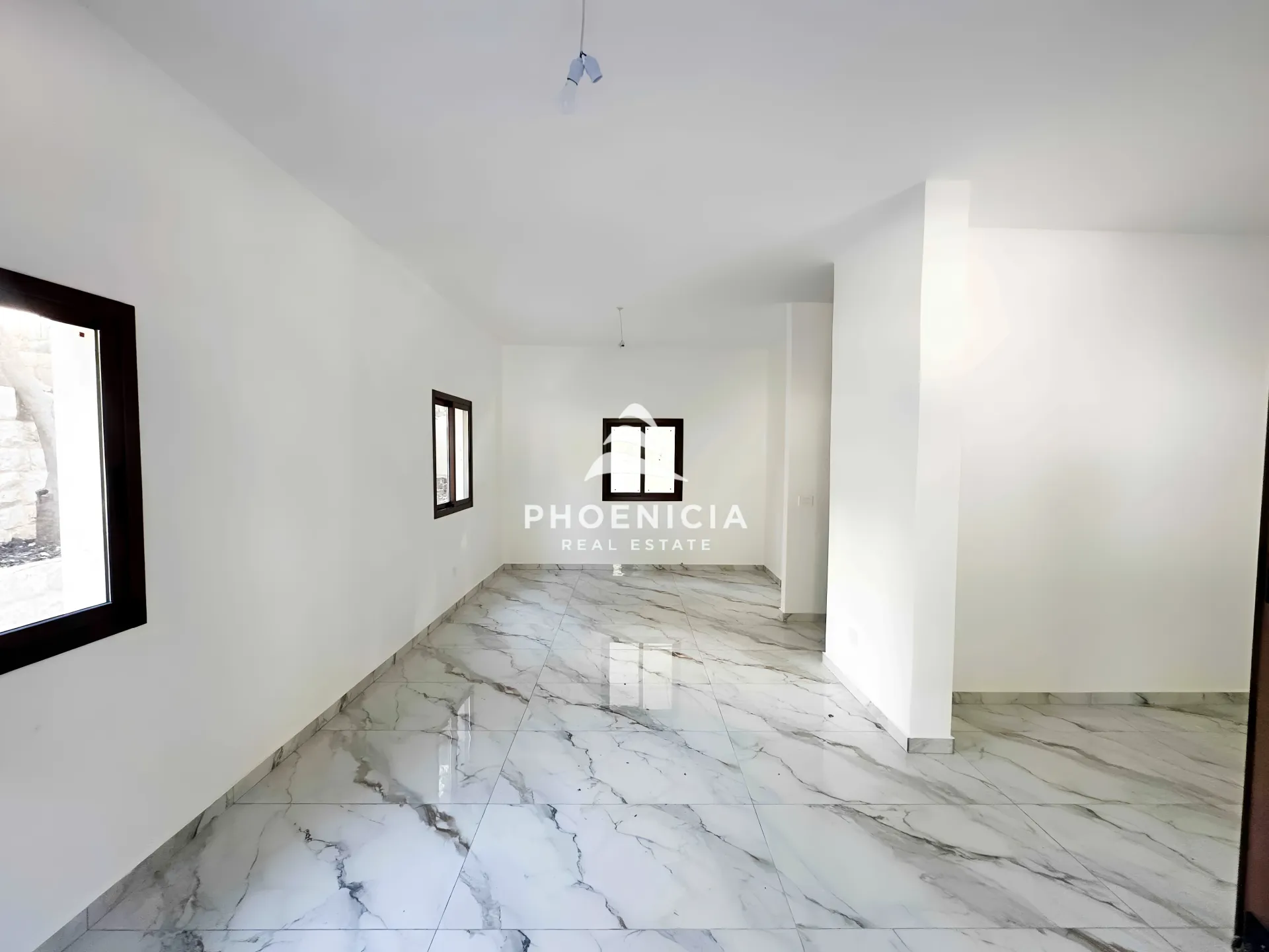 Villa for Sale in Aamchit