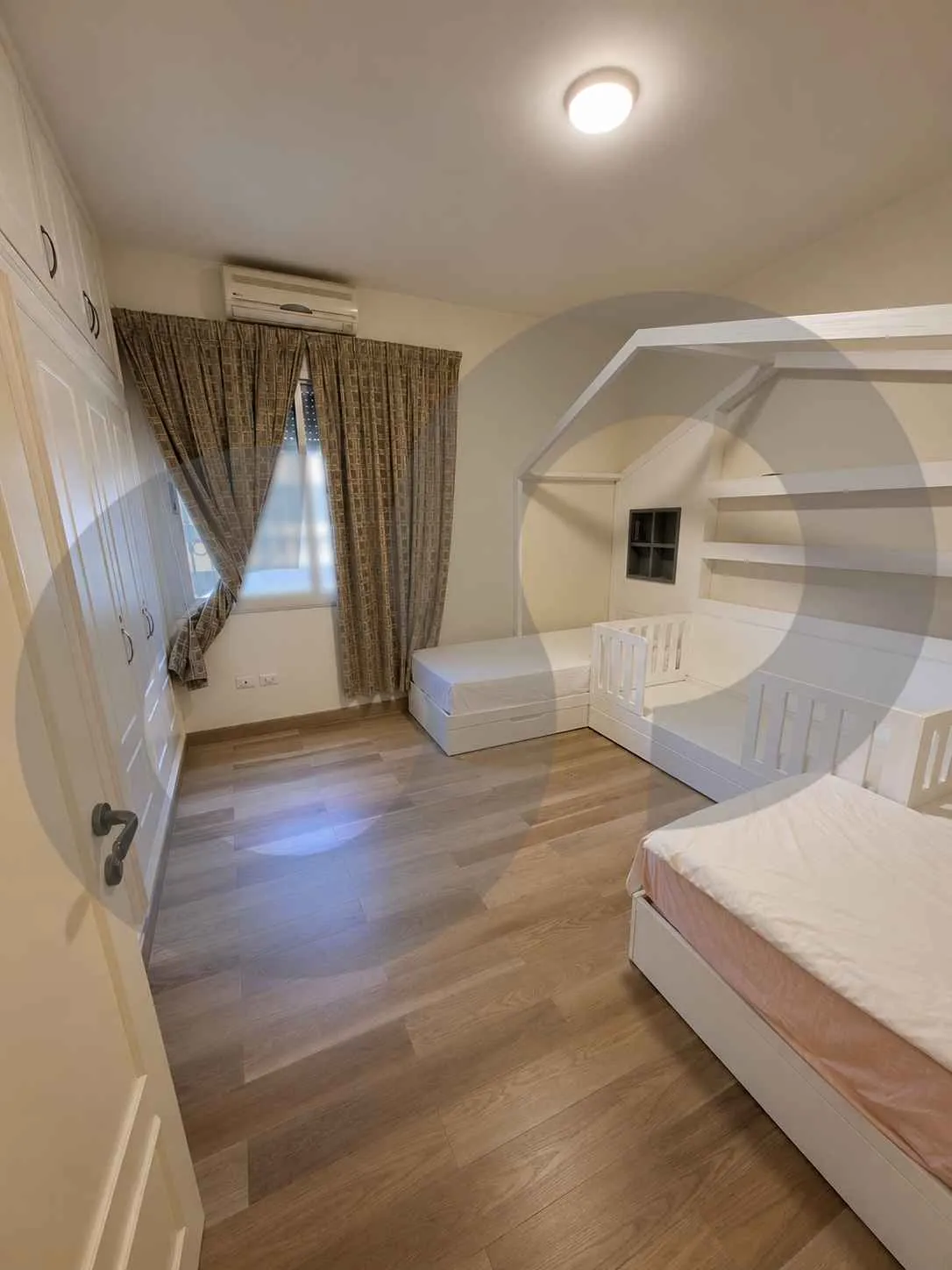 Apartment for Rent in Raoucheh
