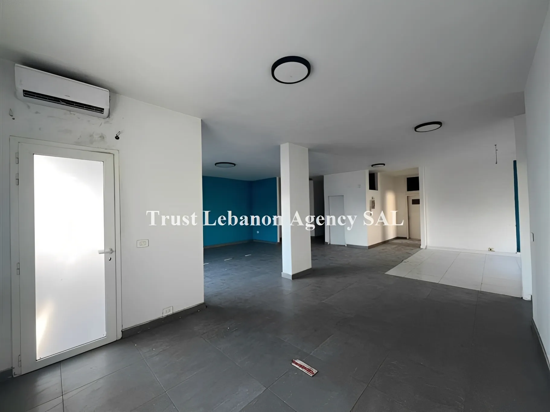 Office for sale in Metn, Antelias