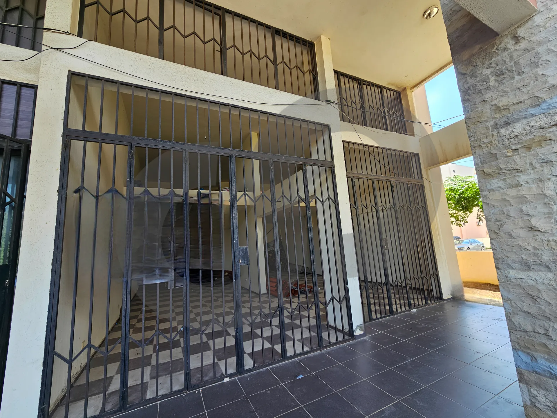 Shop for Sale in Zgharta