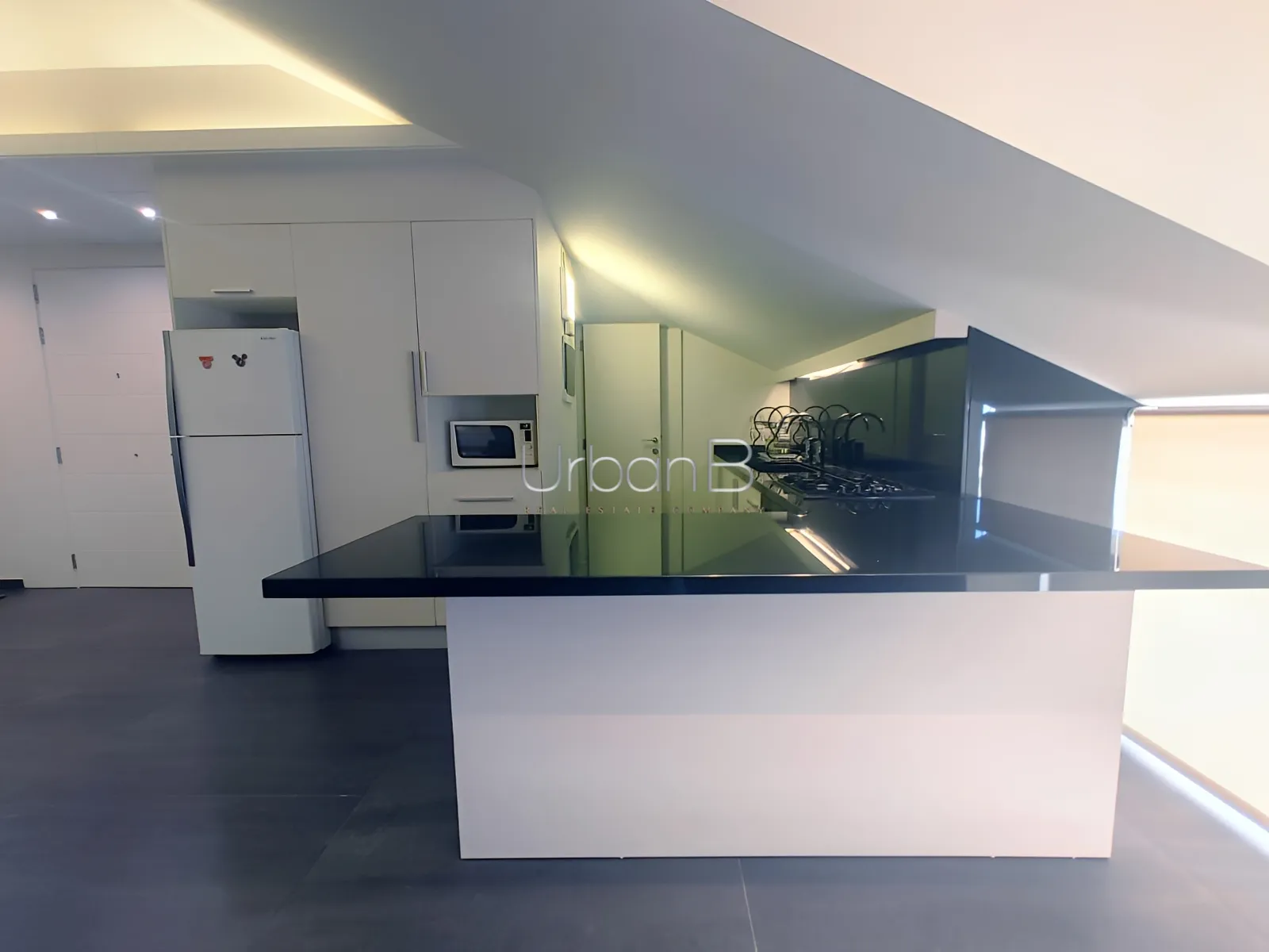 Apartment for rent in Ballouneh, lebanon - 1 bed, 1.5 bath