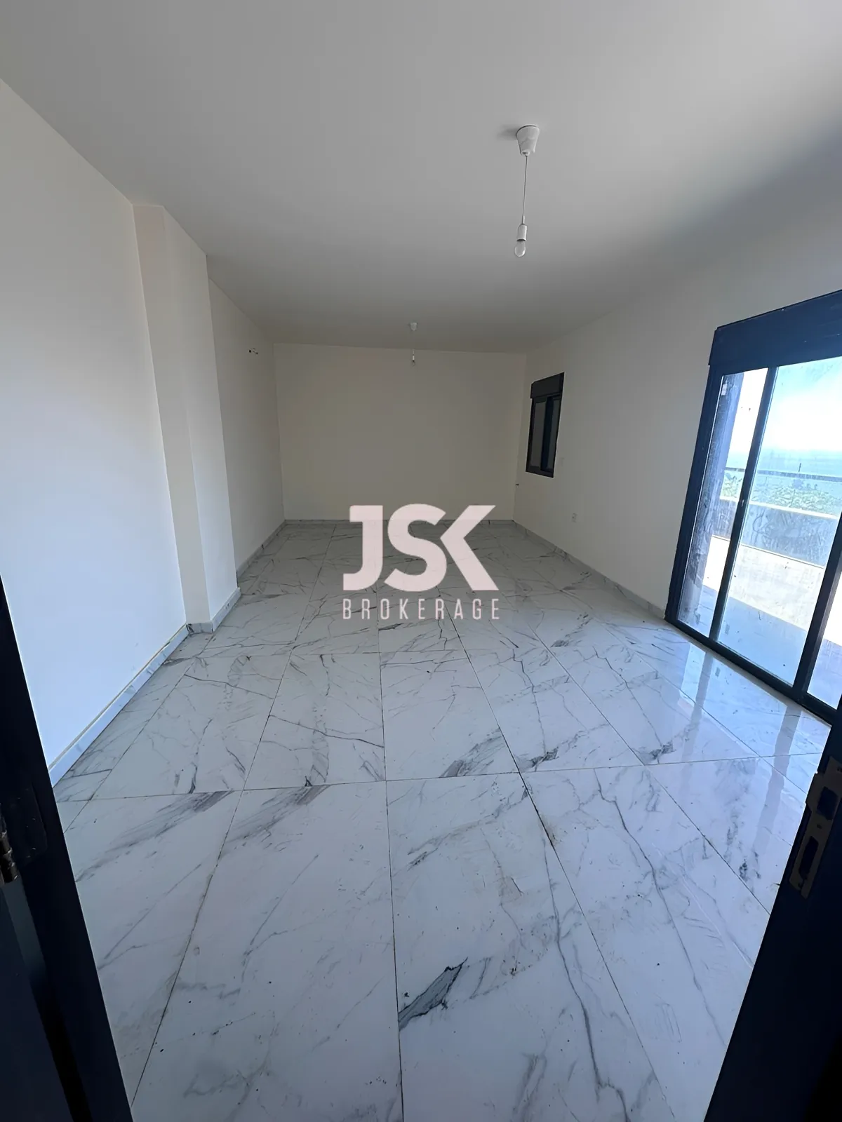 Apartment for Sale in Halat - 3 bed, 3 bath
