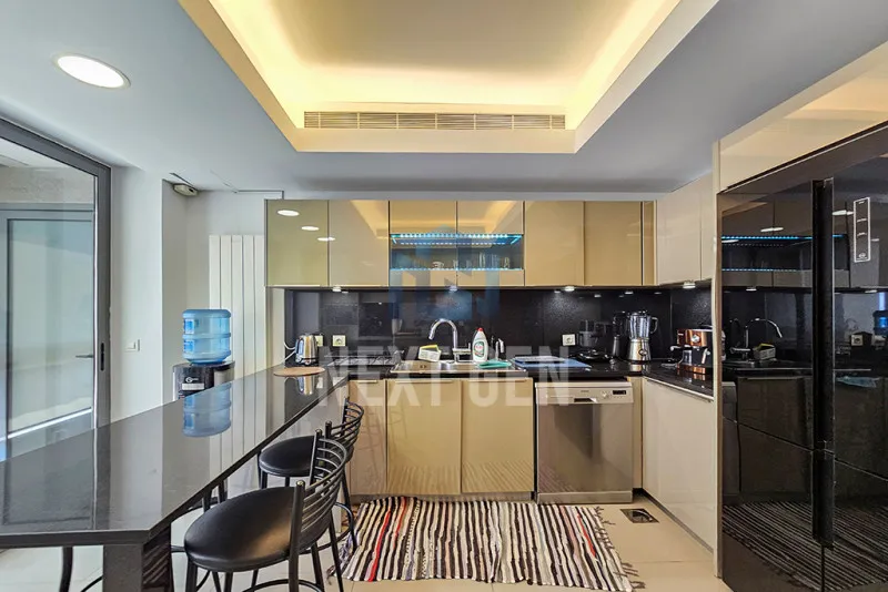 Duplex for rent in Achrafieh