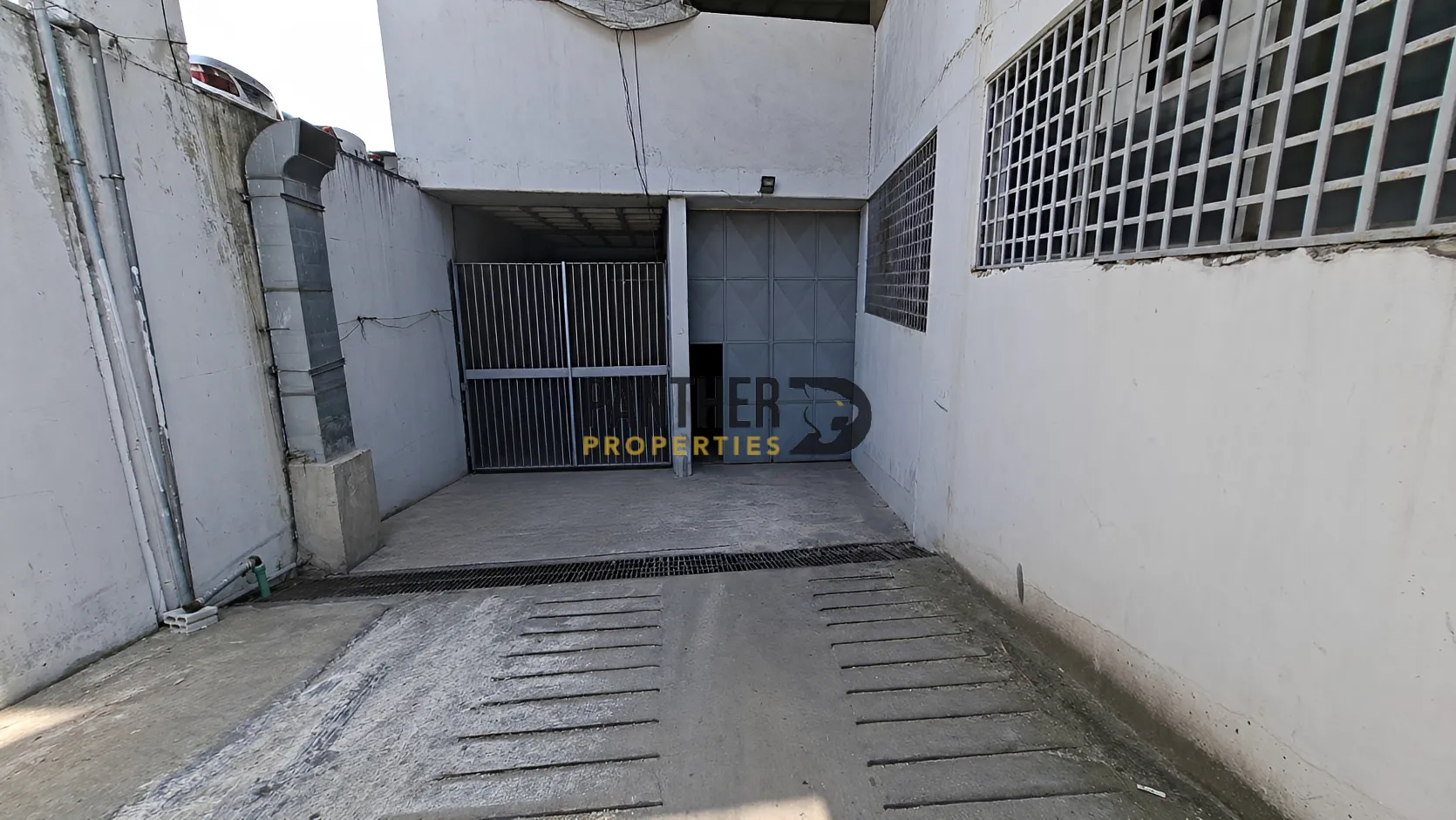 Commercial for sale in Dekwaneh, lebanon