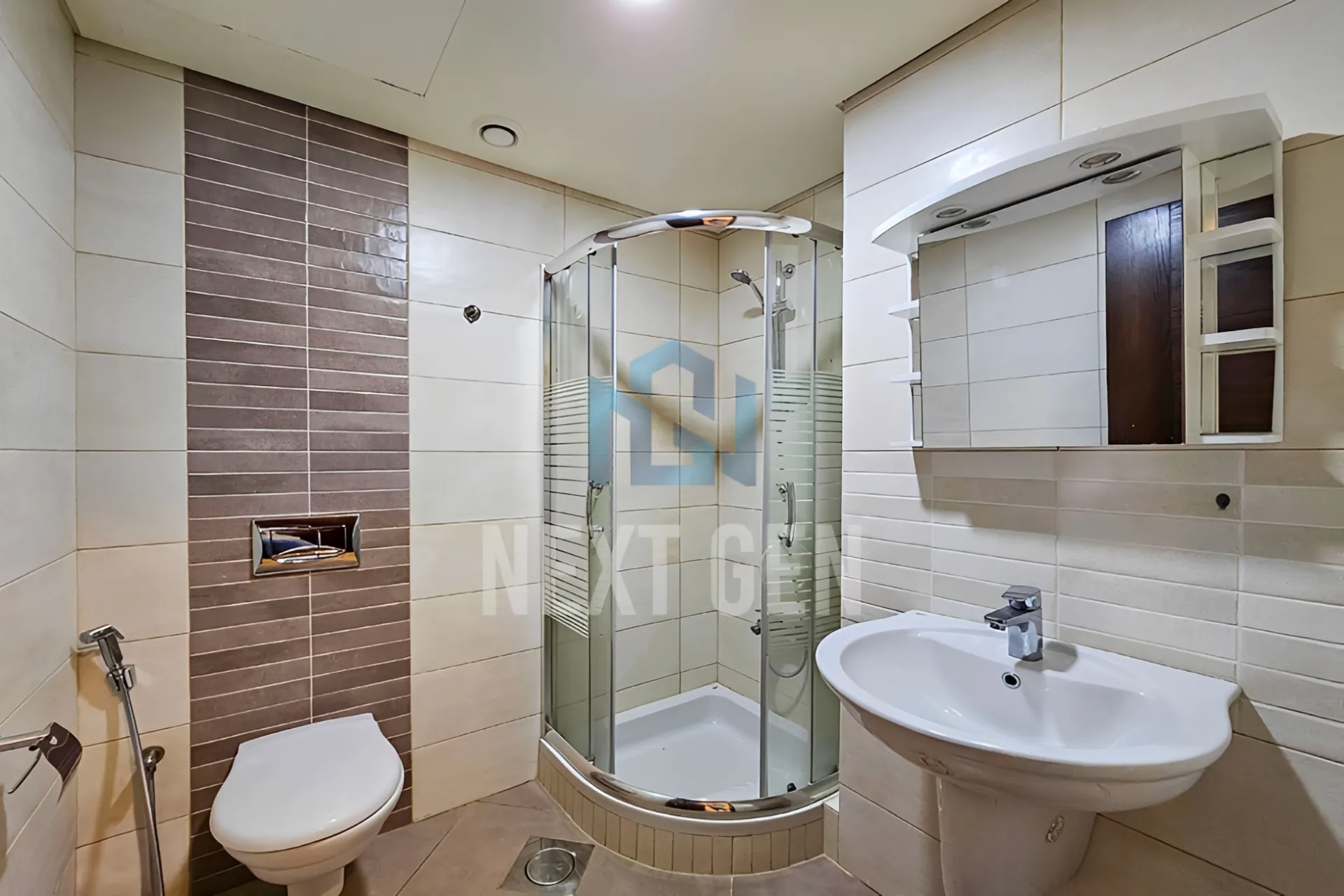 Apartment for rent in Ain Al Mraiseh, Beirut, Lebanon